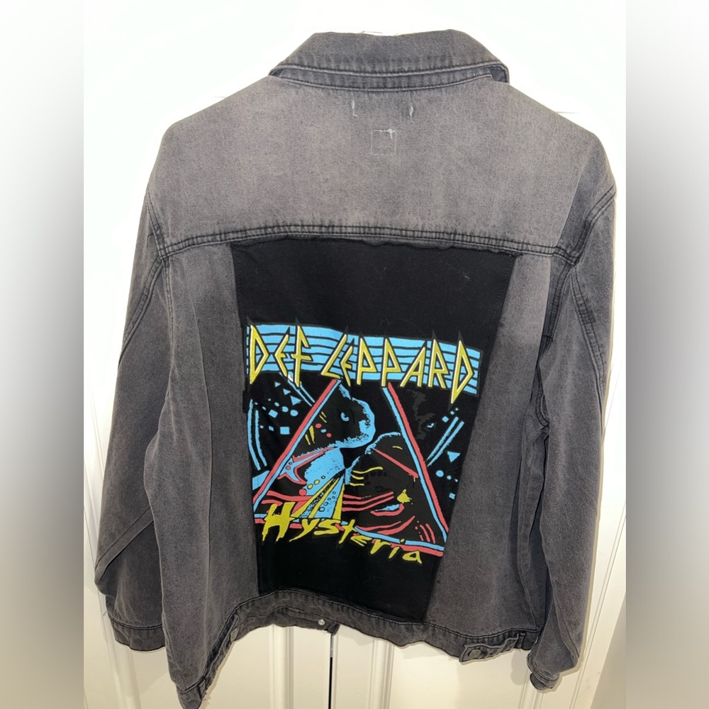 Junk Food Clothing - Def Leppard Denim Jacket - Black - Large